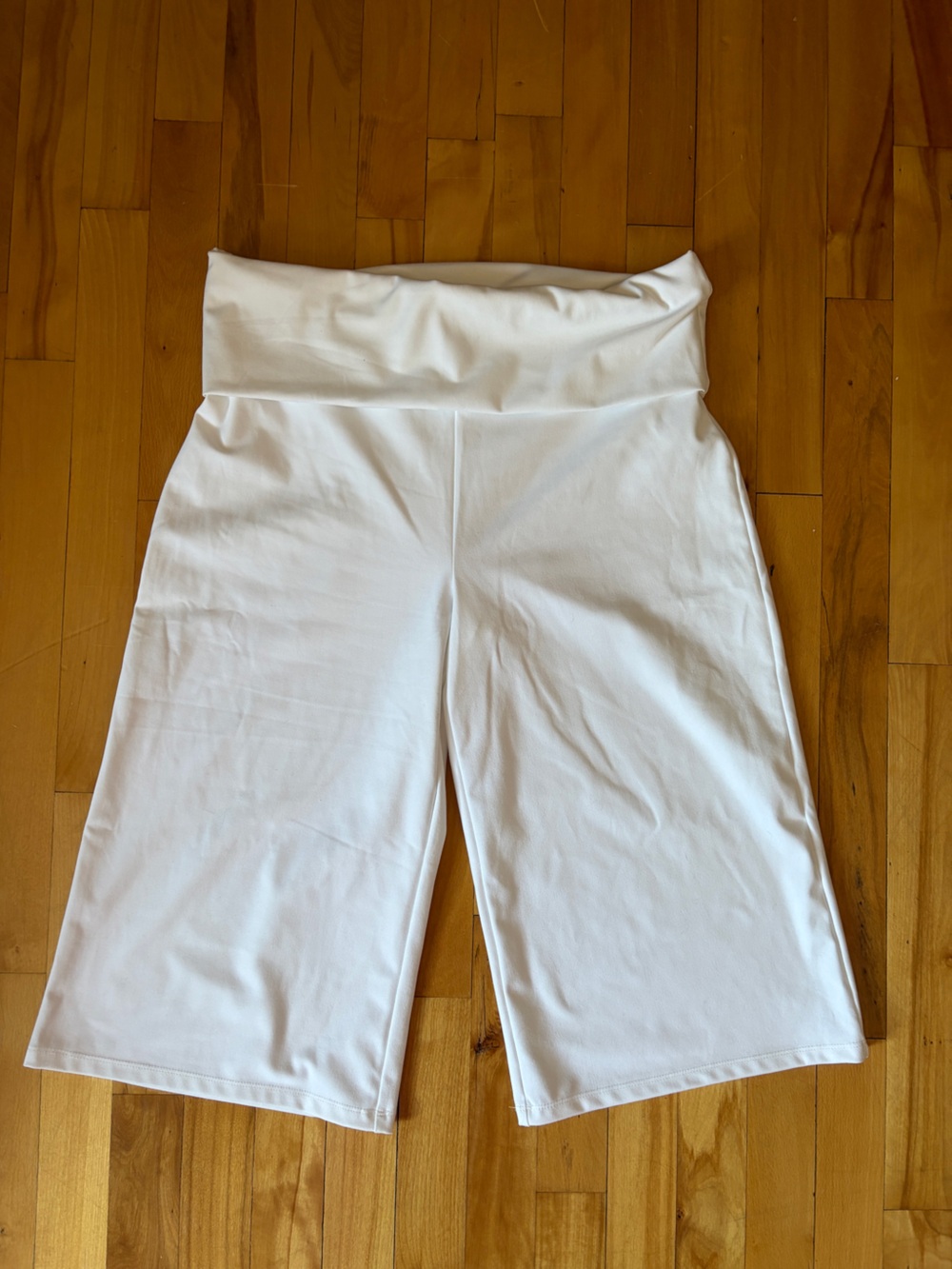 Fold-Over Waist legging flare yoga pants white capri